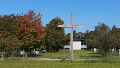 Erneuerung Kreuz am Waldfriedhof